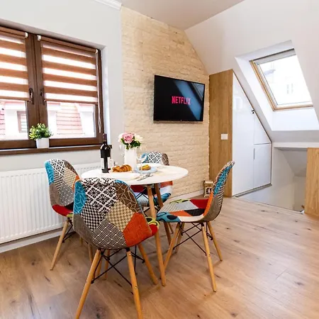 Apartamento 2 In The Same Building, Located In The Old Town Braşov